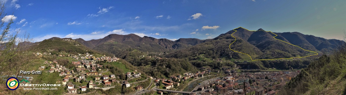 98 Bell'anello direttissima in Canto Alto visto da Cornella di Zogno.jpg